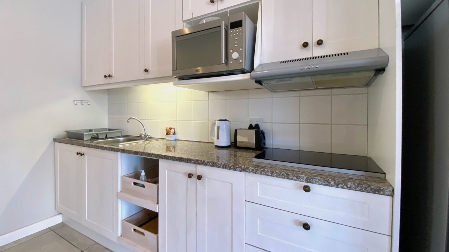 2 Bedroom Property for Sale in Elands Bay Western Cape